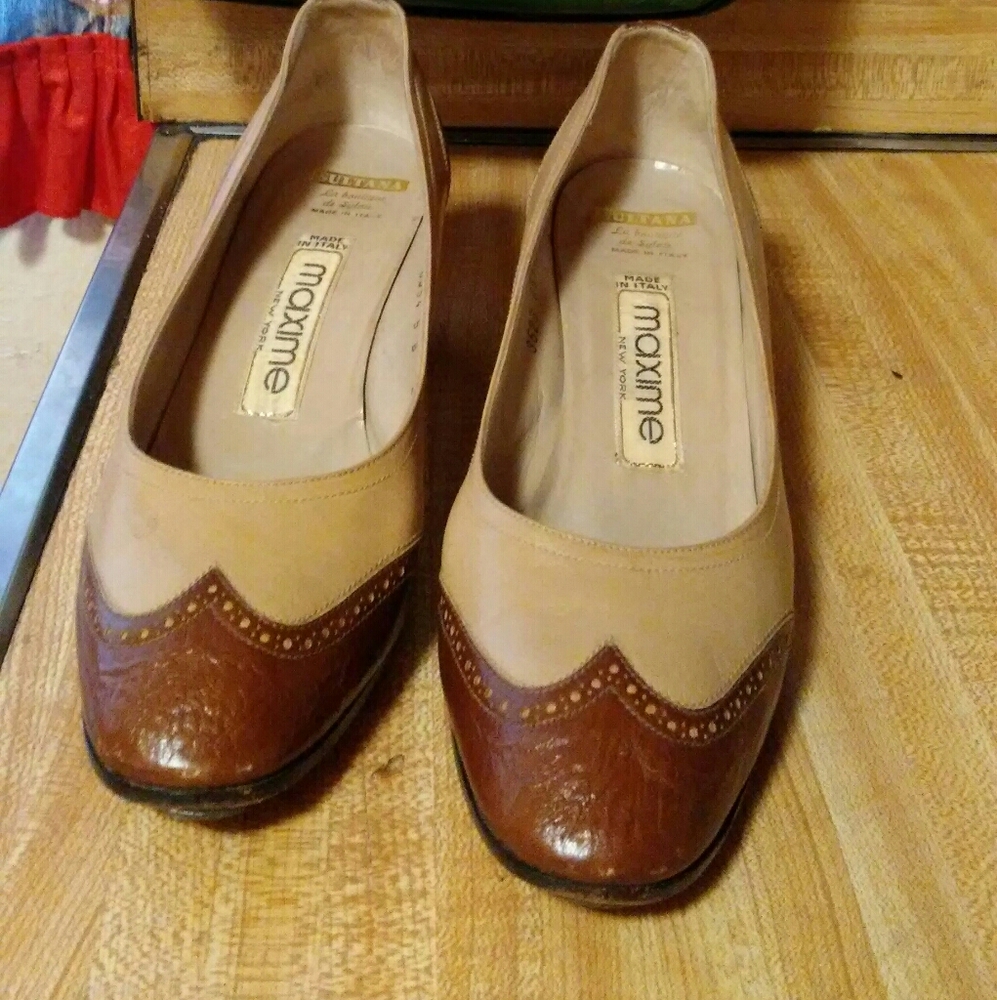 Vintage two toned shoes